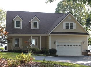 120 Emerald Pt, Mount Gilead, NC 27306