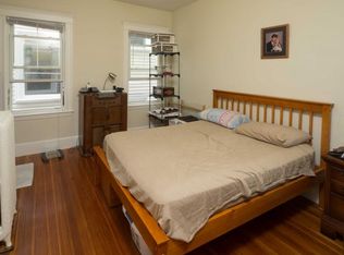 102 Franklin St #3, Brookline, MA 02445