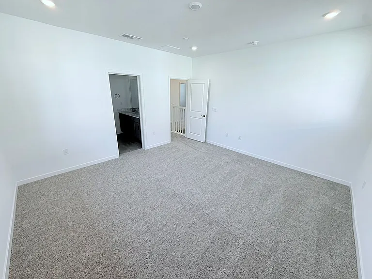 338 E Beatrice Ave — Photo 14