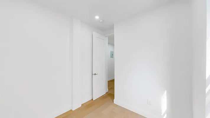 Rented by Brighton Management | media 12