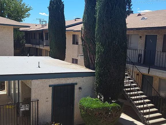 2nd image of 14451-81 Lapaz Dr