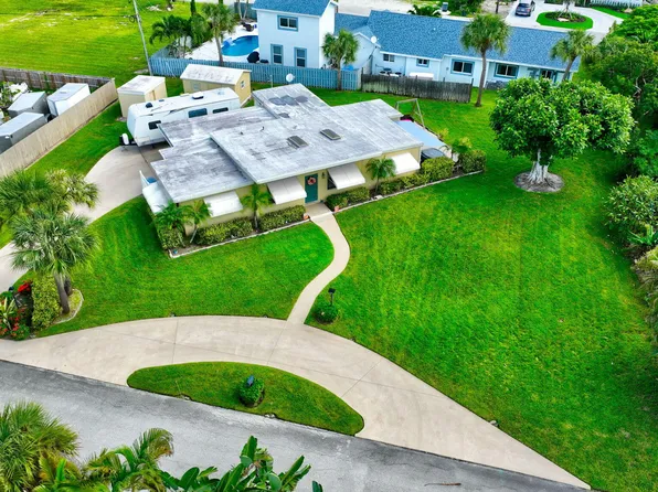 3115 Pierson Drive, Delray Beach, FL 33483