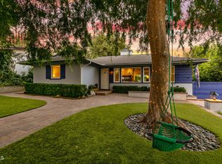 4346 Canyon Crest Rd, Altadena, CA 91001