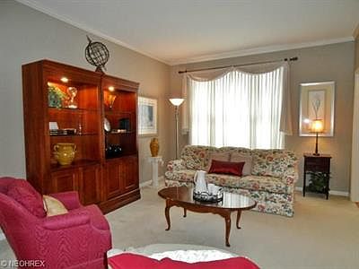 4th image of 18284 Martins Ln