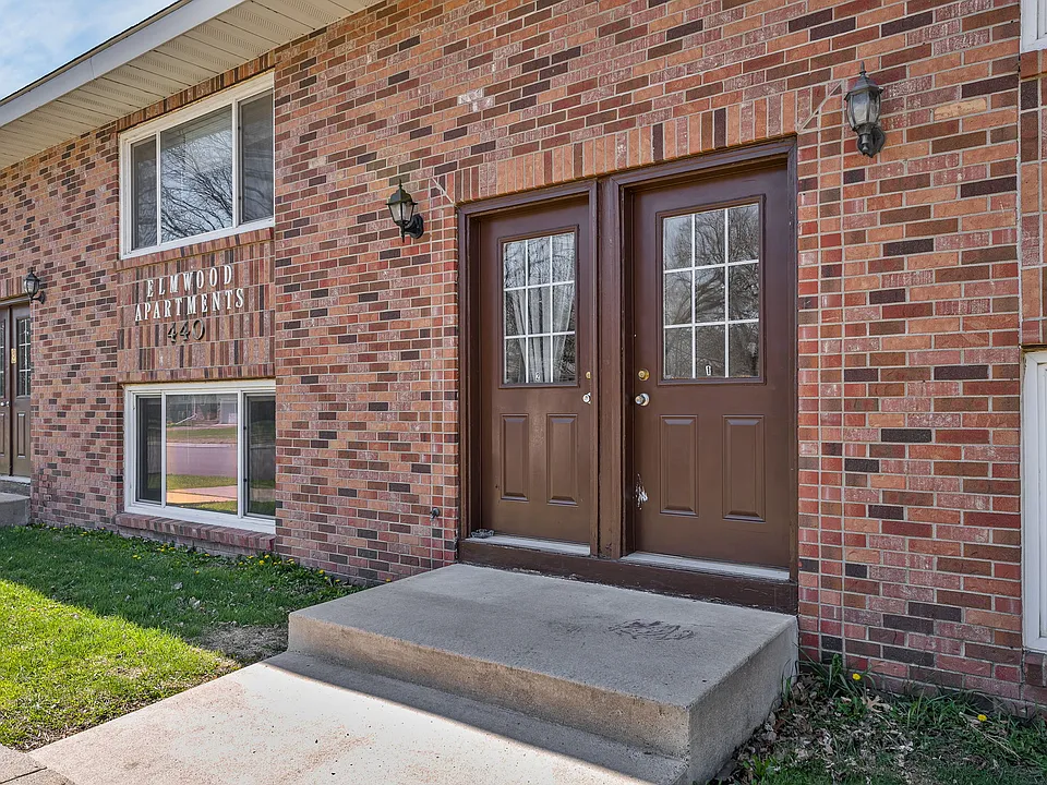 440 Brad St #5