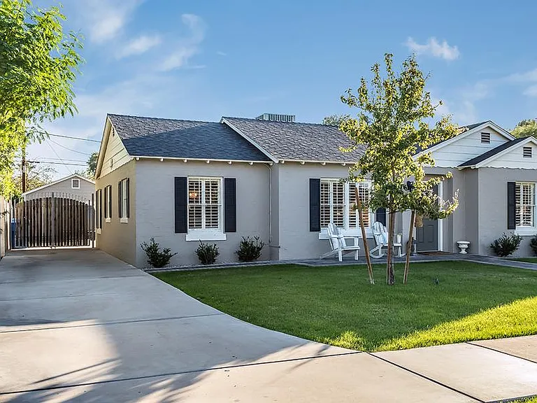 513 W Granada Rd — Photo 1