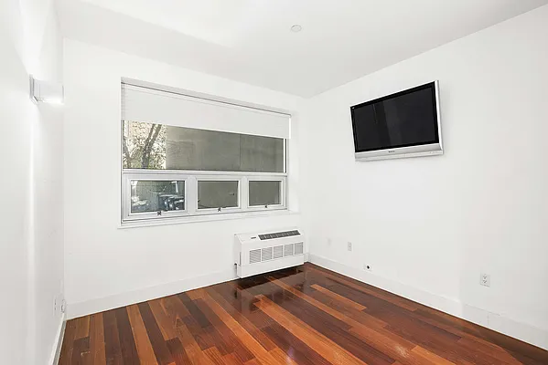 Rented by Compass | media 20