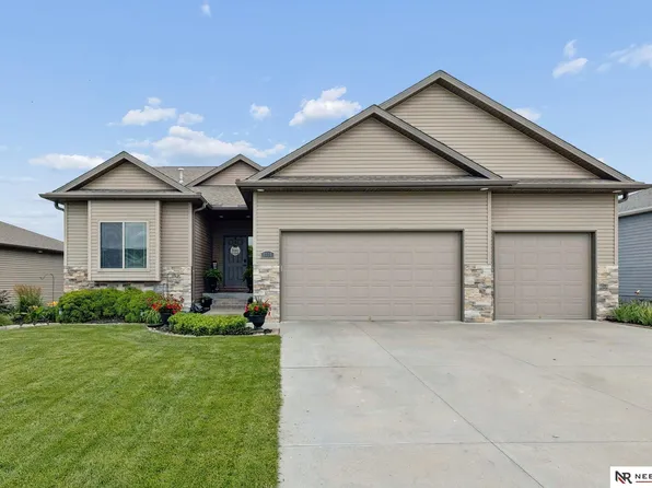 9310 Colby St, Lincoln, NE 68505
