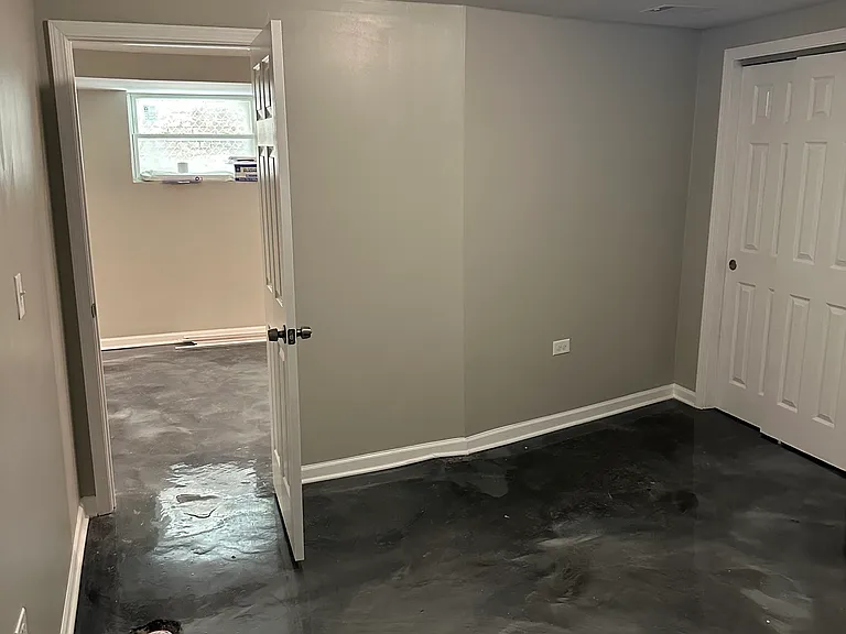 6124 S Champlain Ave #BASEMENT — Photo 18