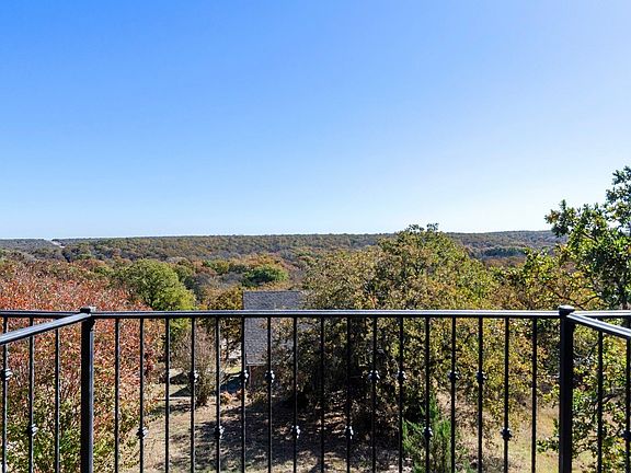 3rd image of 396 Ranchview Ct