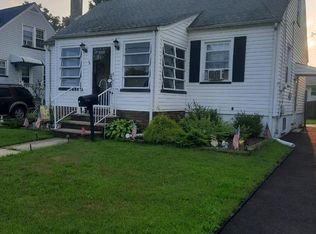 15 State St, Carteret, NJ 07008
