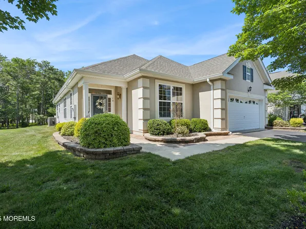 14 Hot Springs Terrace, Barnegat, NJ 08005
