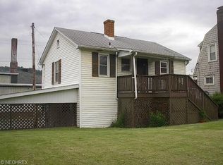 2012 Maple Ave, Wellsburg, WV 26070