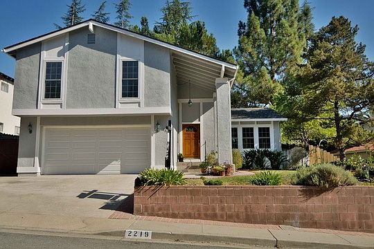 1st image of 2219 Yellowstone Dr