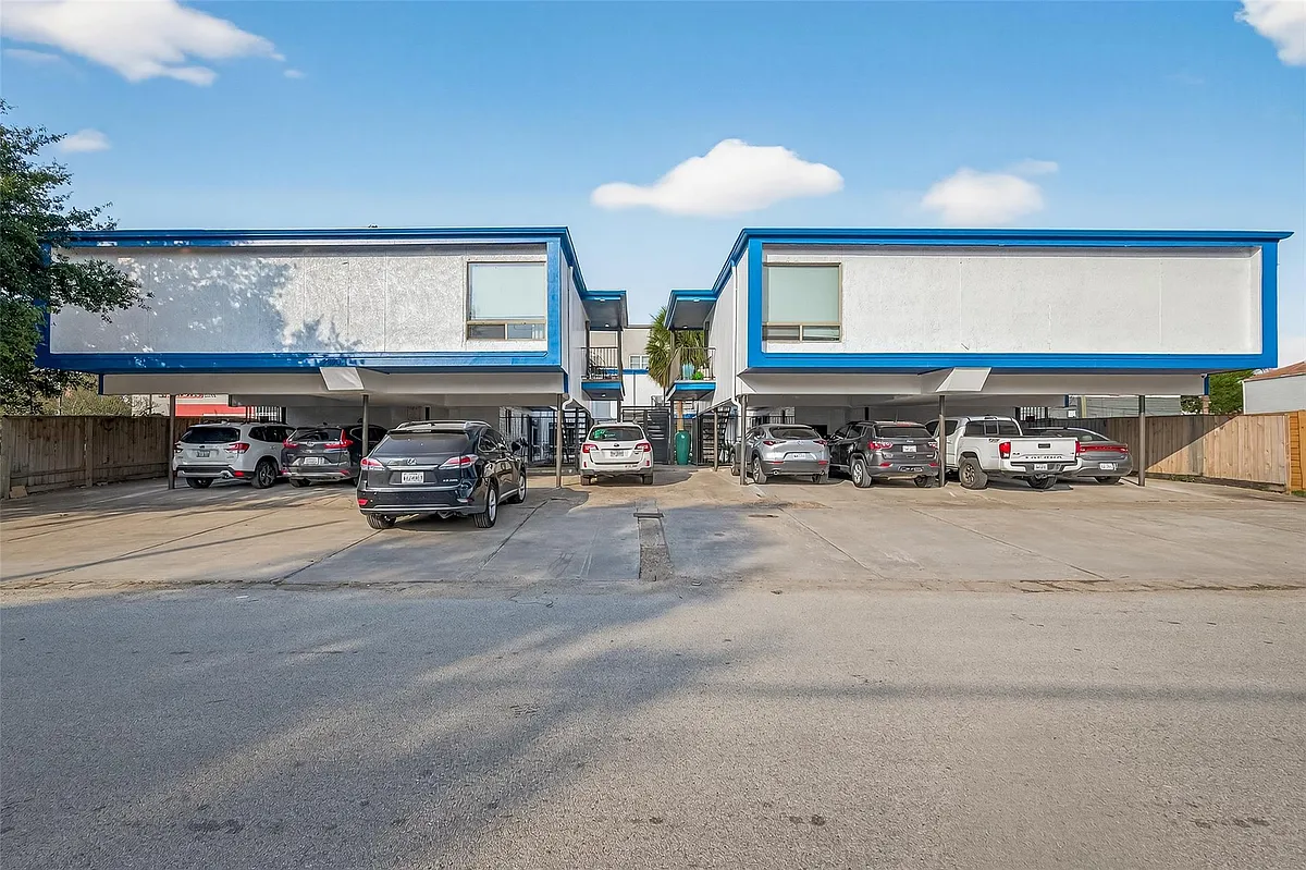 Building Photo - 2020 Huldy St #10