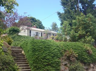 3239 35th Ave W, Seattle, WA 98199