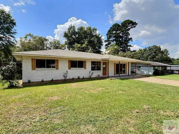 303 Eleanor St, Atlanta, TX 75551