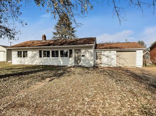 940 Ridgelawn Ave, Newark, OH 43055