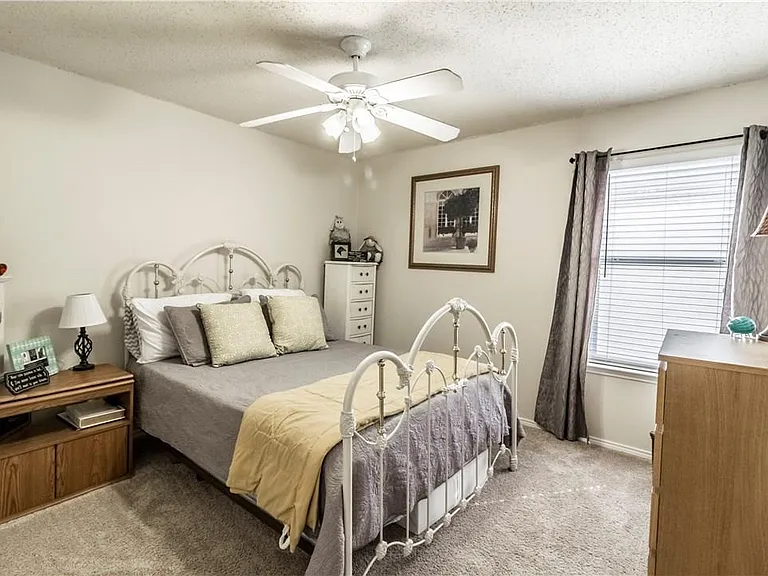 5051 Stagecoach Way — Photo 15
