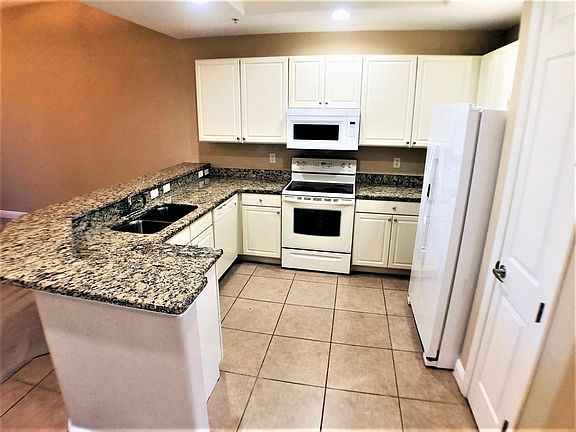 2nd image of 13561 Julias Way Floor 1426