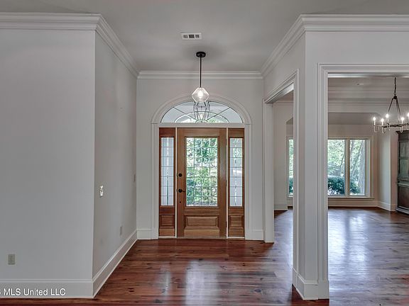 5th image of 114 Southern Ridge Dr