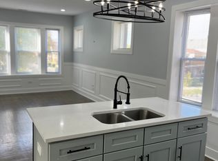 5033 W Wabansia Ave #1W, Chicago, IL 60639