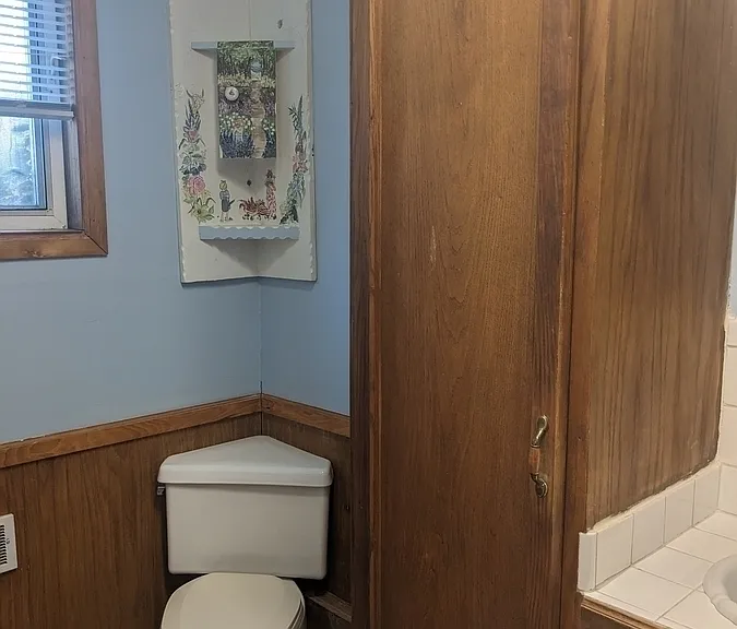 4060 Island Crest Way — Photo 19