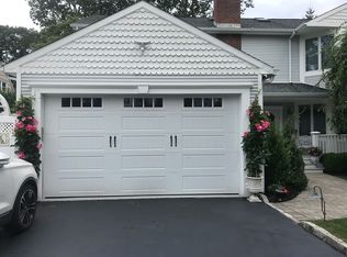 254 Jackson Cres, Centerport, NY 11721