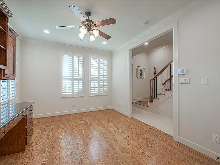 1804 Haddon St — Photo 11