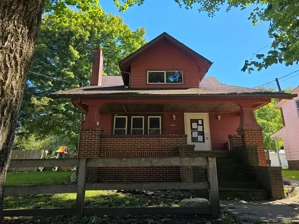 104 Hanna Ave, Adena, OH 43901