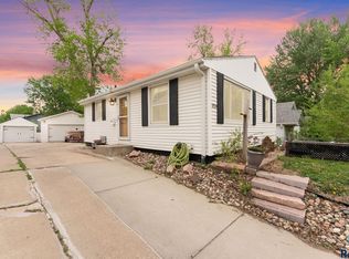 1924 S West Ave, Sioux Falls, SD 57105
