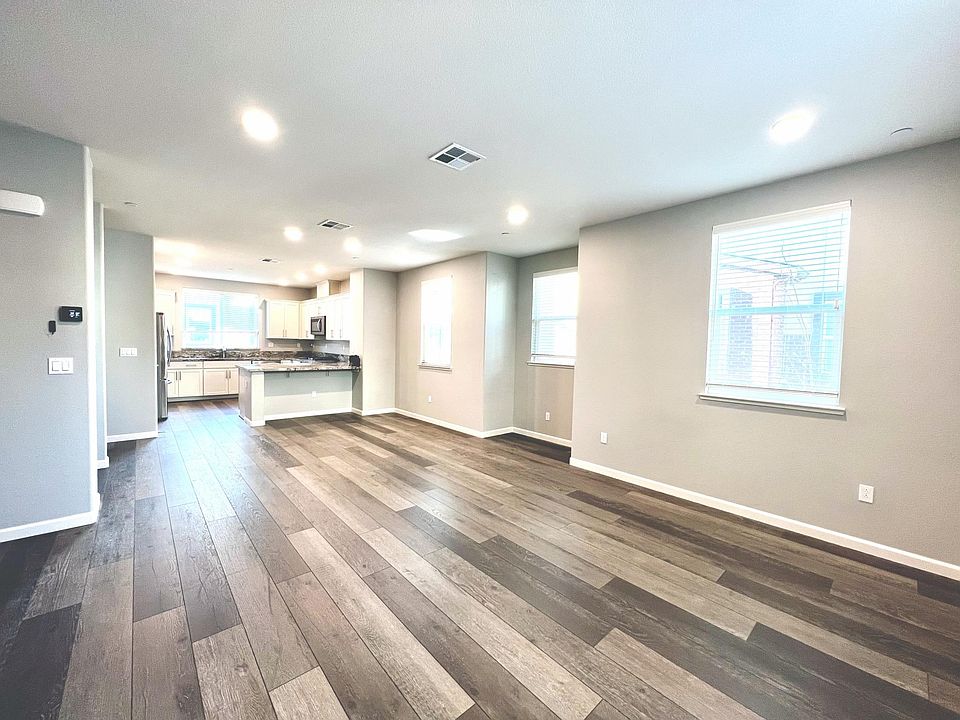 1st image of 1016 Bellante Ln #7