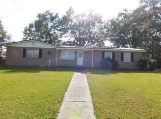 903 S Dogwood Ave, Collins, MS 39428