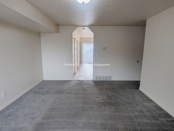 2 Front Room_03042025