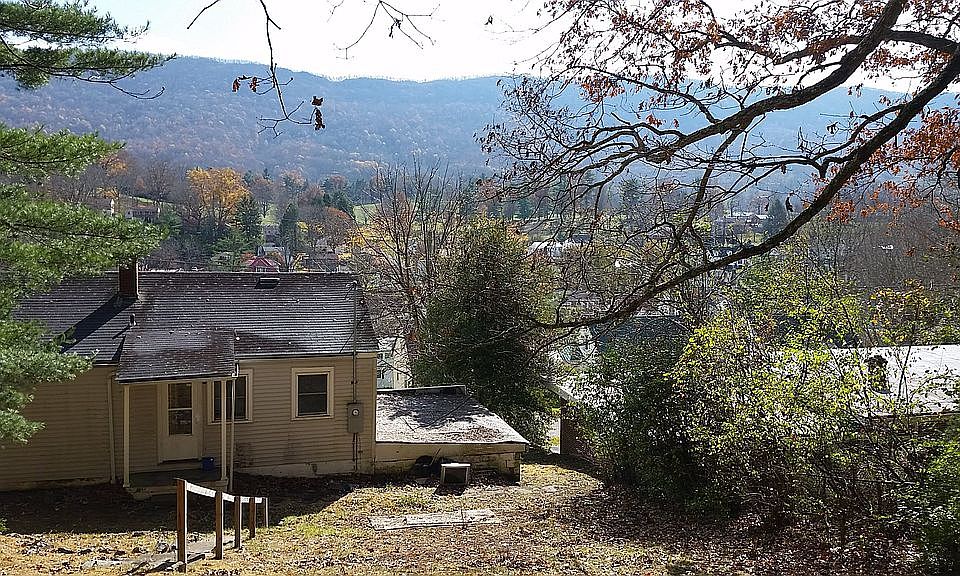 1616 Augusta St, Bluefield, WV 24701 Zillow