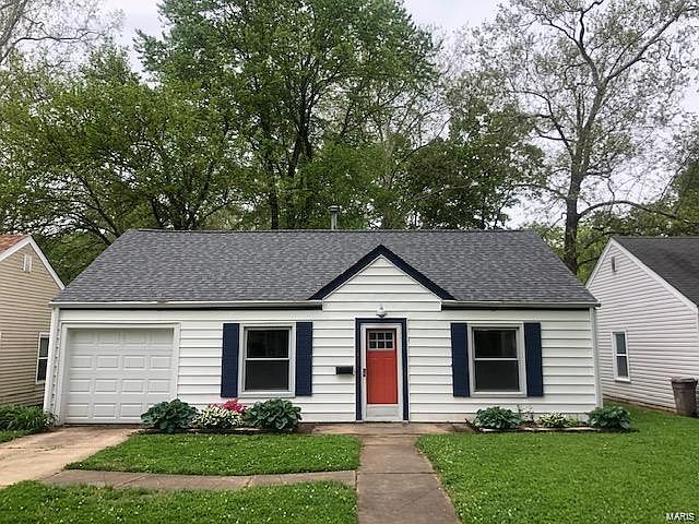 1st image of 967 Sanders Dr