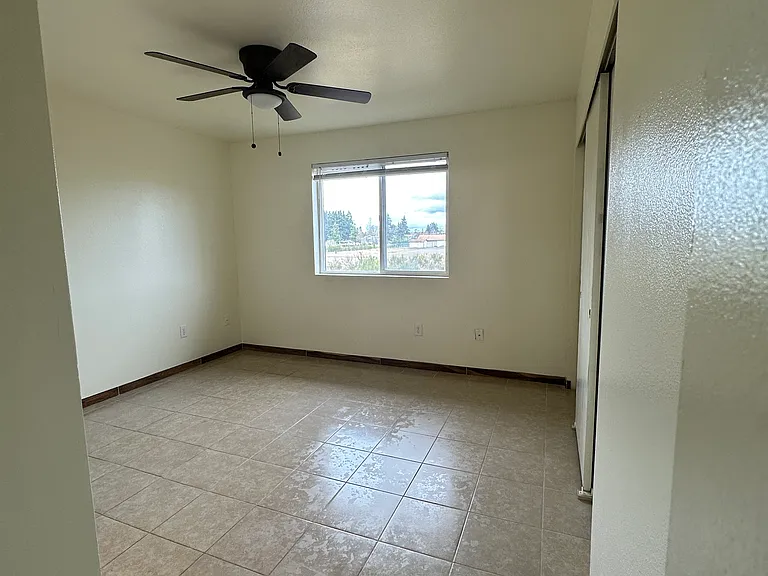 16124 Prairie Heights St SE — Photo 10