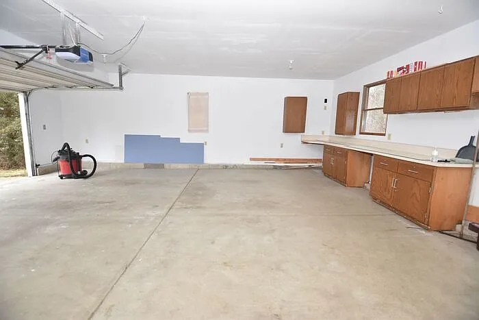 14769 Day Rd — Photo 30