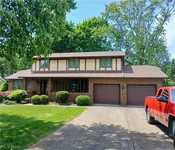 407 Eastbury Ave NE, North Canton, OH, 44720