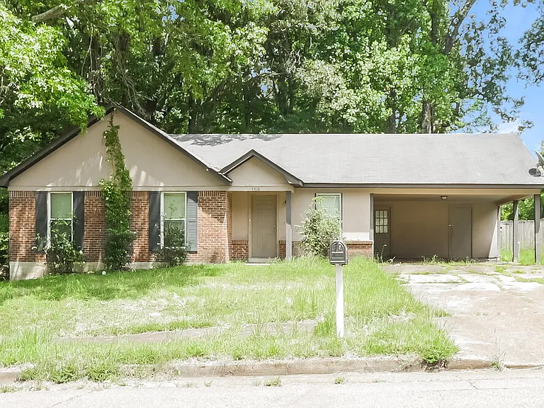 4416 Hunters Gln E — Photo 1