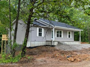 185 Rambling Rdg, Brandenburg, KY 40108