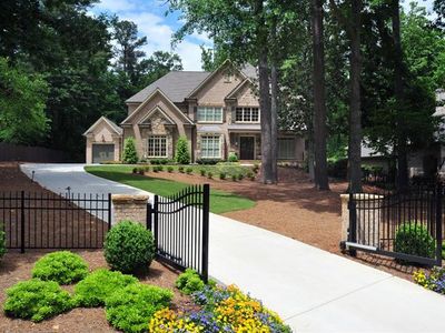 800 Loridans Dr NE, Atlanta, GA, 30342