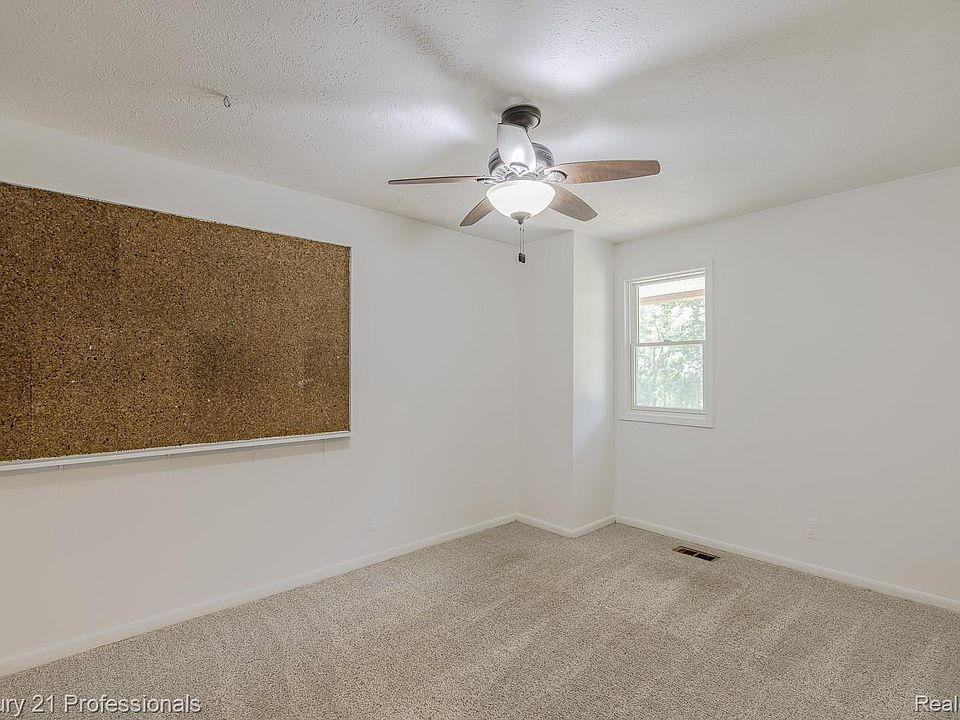 9561 Ute Pointe Dr, photo 21