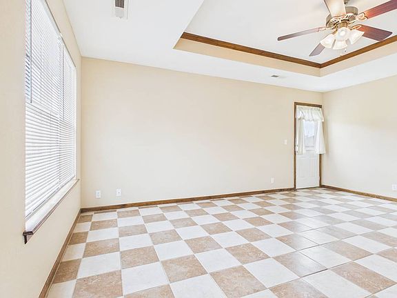 2nd image of 1309A Park Ave