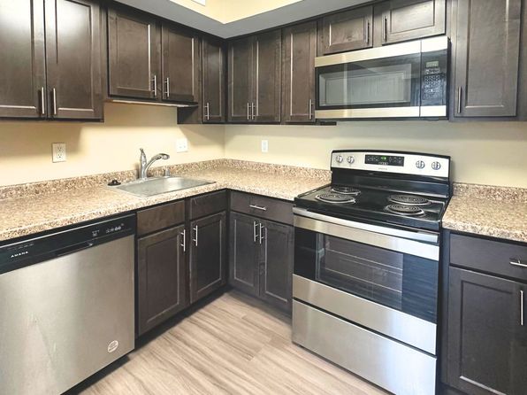 400-414 Chiswell St #416
