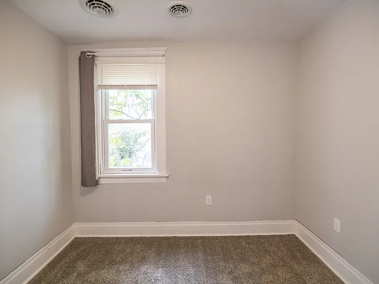 100 Zittel St #3 — Photo 13