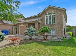 2261 McKay Ave, Windsor, ON N9B 3W6