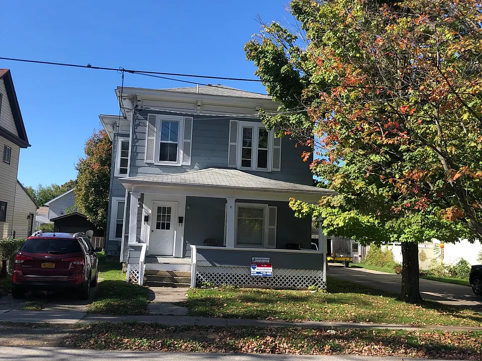 71 Vine St #1