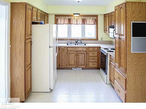 5th image of 15250 Yorkleigh Dr