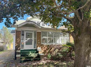 2910 N Sheridan Rd, Peoria, IL 61604